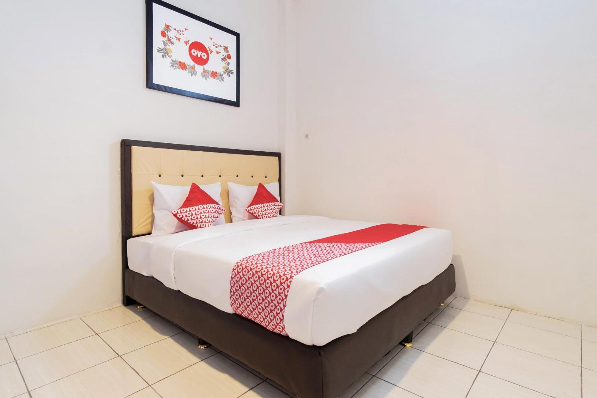 Oyo 622 Bakti Homestay Medan Exterior photo